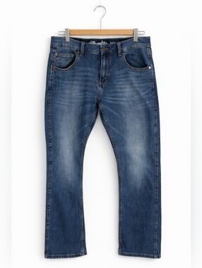 Wrangler Retro Slim Straight Jeans Women’s Size 34 Medium Wash Stretch Denim